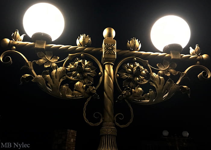 Exclusive lighting